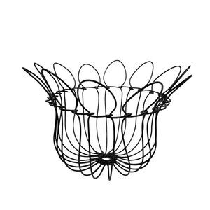 Country Farm Wire Basket Planter in Black